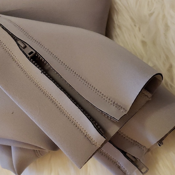 Skims Sport Swim Scuba Long Length pants - chrome - Picture 11 of 14